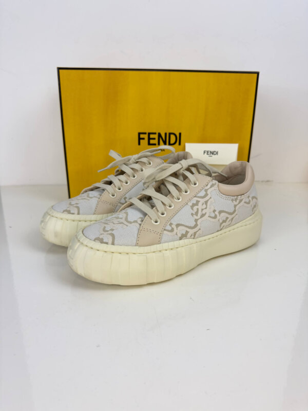 Sneakers FENDI 37,5