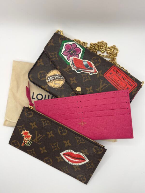 Pochette LOUIS VUITTON